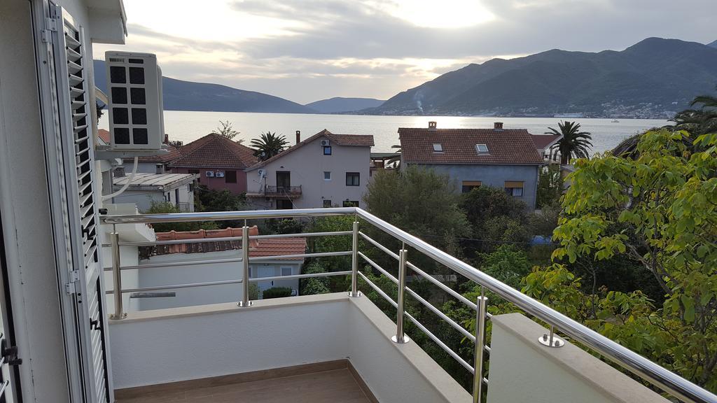 Apartment Milas Tivat Exterior photo